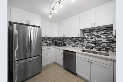 5420 N Ocean Drive #502, Riviera Beach, FL 33404 - Photo 8