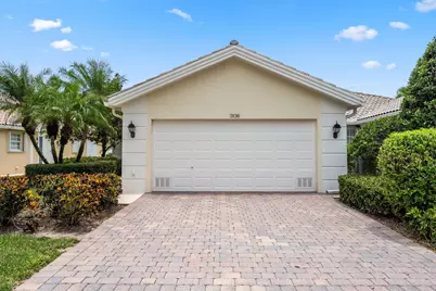 3136 Verdmont Lane, Wellington, FL 33414 - Photo 2