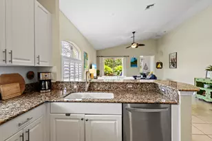 7085 SE Cricket Ct, Stuart, FL 34997 - Photo 4