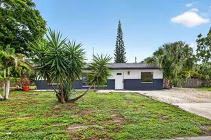820 SE 13th St, Stuart, FL 34994 - Photo 30
