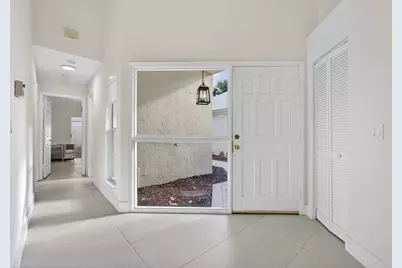 18 Selby Lane, Palm Beach Gardens, FL 33418 - Photo 14
