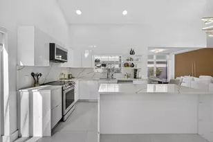18 Selby Ln, Palm Beach Gardens, FL 33418 - Photo 26