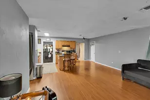 308 NW 27th St, Wilton Manors, FL 33311 - Photo 10
