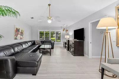 13 St Giles Road, Palm Beach Gardens, FL 33418 - Photo 12