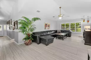 13 St Giles Rd, Palm Beach Gardens, FL 33418 - Photo 16