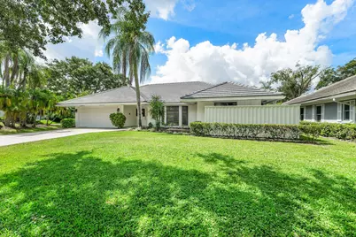 13 St Giles Road, Palm Beach Gardens, FL 33418 - Photo 2