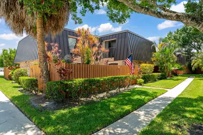 5684 SE Windsong Lane, Stuart, FL 34997 - Photo 2