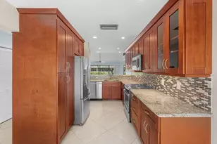 6850 NW 2nd Ave, Boca Raton, FL 33487 - Photo 14