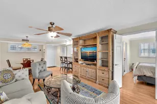 14 Colonial Club Dr, Boynton Beach, FL 33435 - Photo 18