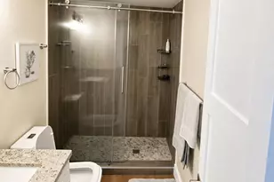 2731 NE 14th St, Pompano Beach, FL 33062 - Photo 2