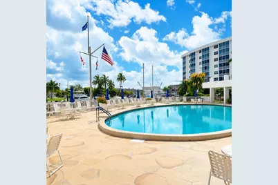 2731 NE 14th St #421, Pompano Beach, FL 33062 - Photo 12