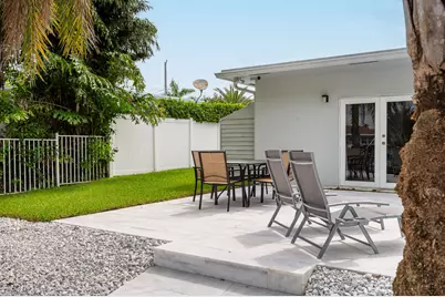 249 SE 3rd Avenue, Pompano Beach, FL 33060 - Photo 30