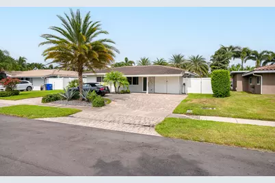 249 SE 3rd Avenue, Pompano Beach, FL 33060 - Photo 10