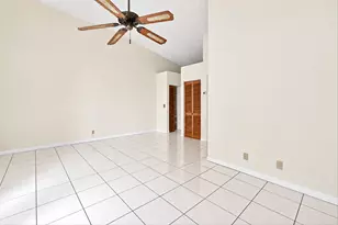 7420 NW 34th St, Lauderhill, FL 33319 - Photo 8