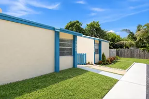 7420 NW 34th St, Lauderhill, FL 33319 - Photo 2
