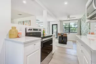 230 Seacrest Ln, Delray Beach, FL 33444 - Photo 18