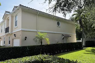 230 Fortuna Dr, Palm Beach Gardens, FL 33410 - Photo 4