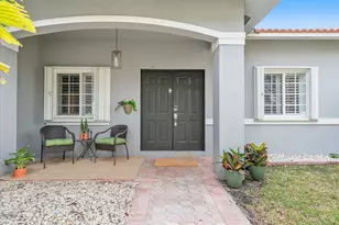 16871 SW 5th Ct, Weston, FL 33326 - Photo 4