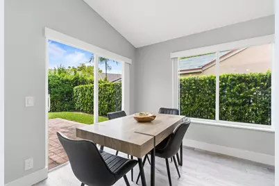 4217 Cherrywood Court, Weston, FL 33331 - Photo 12