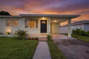 1547 W 10th St, Riviera Beach, FL 33404 - Photo 2