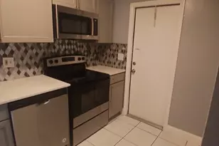 4800 Hollywood Blvd, Hollywood, FL 33021 - Photo 10