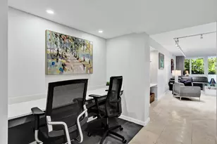 1717 N Bayshore Dr, Miami, FL 33132 - Photo 22