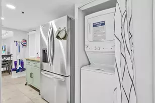1717 N Bayshore Dr, Miami, FL 33132 - Photo 4