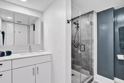 1717 N Bayshore Drive #A-1041, Miami, FL 33132 - Photo 8