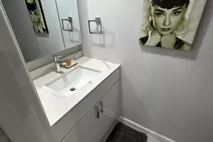 1717 N Bayshore Dr, Miami, FL 33132 - Photo 14