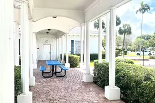 2211 NE 67th St, Fort Lauderdale, FL 33308 - Photo 20