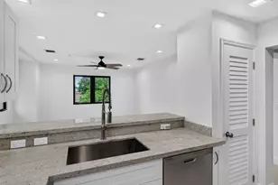 444 NW 41st St, Oakland Park, FL 33309 - Photo 4
