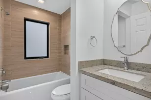 444 NW 41st St, Oakland Park, FL 33309 - Photo 8