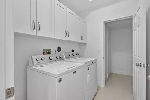 444 NW 41st St, Oakland Park, FL 33309 - Photo 22