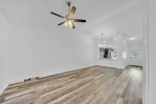 1020 Parkside Green Dr, Greenacres, FL 33415 - Photo 32