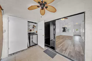 1020 Parkside Green Dr, Greenacres, FL 33415 - Photo 24