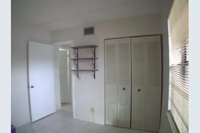 10332 Sunrise Lakes Boulevard #111, Sunrise, FL 33322 - Photo 8