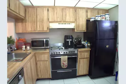10332 Sunrise Lakes Boulevard #111, Sunrise, FL 33322 - Photo 14