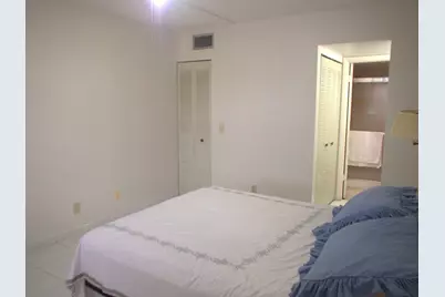 10332 Sunrise Lakes Boulevard #111, Sunrise, FL 33322 - Photo 18