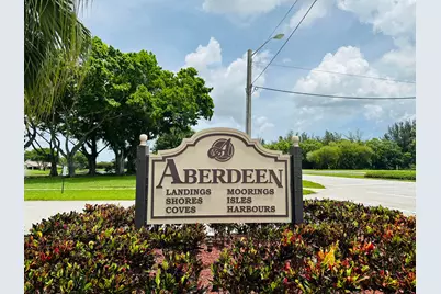 5851 Parkwalk Circle W, Boynton Beach, FL 33472 - Photo 10
