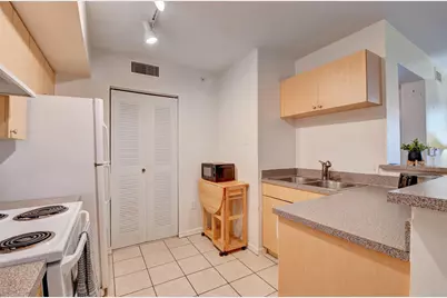 703 Villa Circle #703, Boynton Beach, FL 33435 - Photo 22