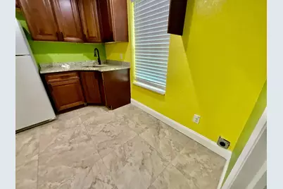 315 SW Dwight Avenue, Port Saint Lucie, FL 34983 - Photo 4