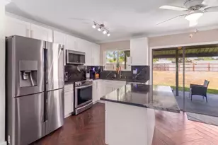 3312 SW Ensley Ct, Port Saint Lucie, FL 34953 - Photo 10
