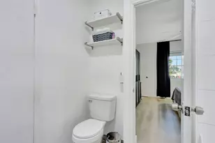 2426 SE 17th St, Fort Lauderdale, FL 33316 - Photo 18