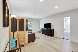 2426 SE 17th St, Fort Lauderdale, FL 33316 - Photo 6