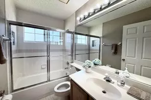 13297 Emerald View Ct, Wellington, FL 33414 - Photo 8
