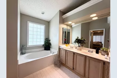 13297 Emerald View Court, Wellington, FL 33414 - Photo 10