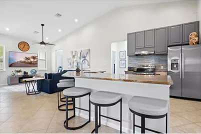 13866 Geranium Place, Wellington, FL 33414 - Photo 6