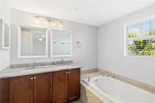 708 SE 15th St, Fort Lauderdale, FL 33316 - Photo 14