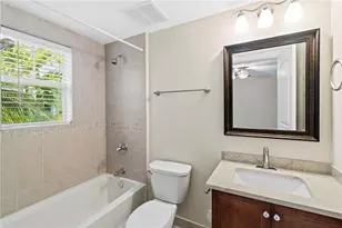 708 SE 15th St, Fort Lauderdale, FL 33316 - Photo 34