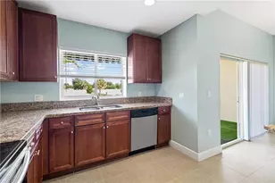 708 SE 15th St, Fort Lauderdale, FL 33316 - Photo 6